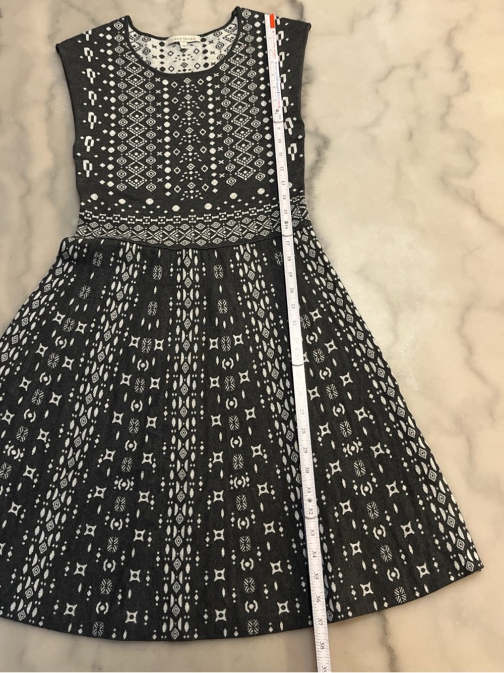41 Hawthorn Black & White Sleeveless Patterned Midi Dress - Picture 5 of 6
